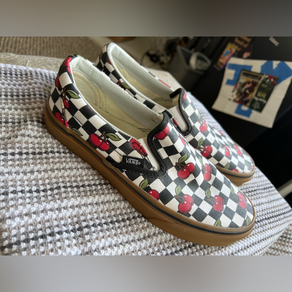 Vans checkered slip on - cherry print